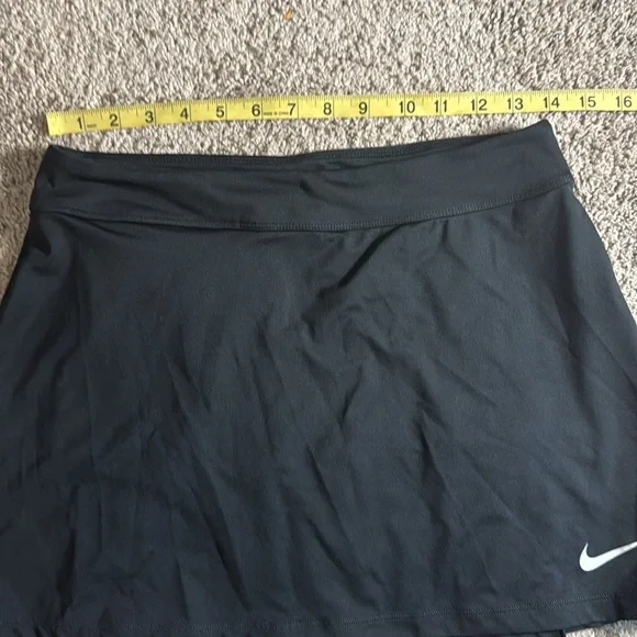 SOLD Nike small black golf skirts pleaded dry fit athletic women’s pocket sports - Picture 4 of 7